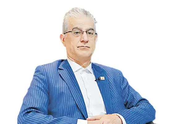 فردین آقابزرگی copy