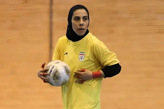 فرزانه توسلی 02 copy