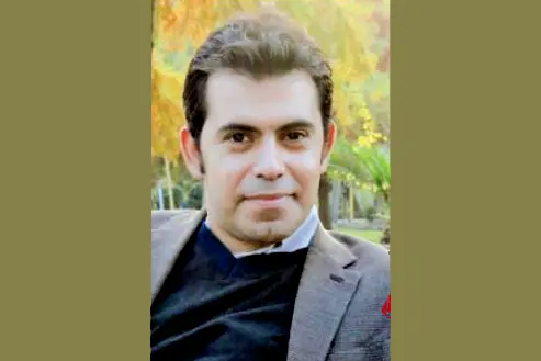 هادی آقاجانزاده