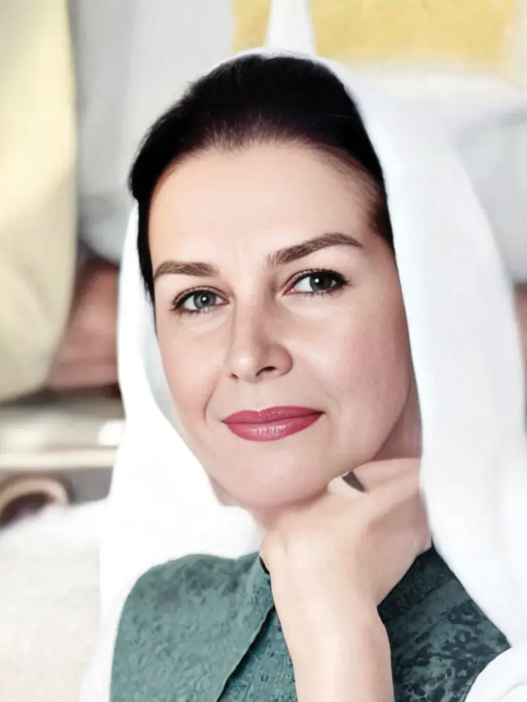 ژاله کاظمی copy