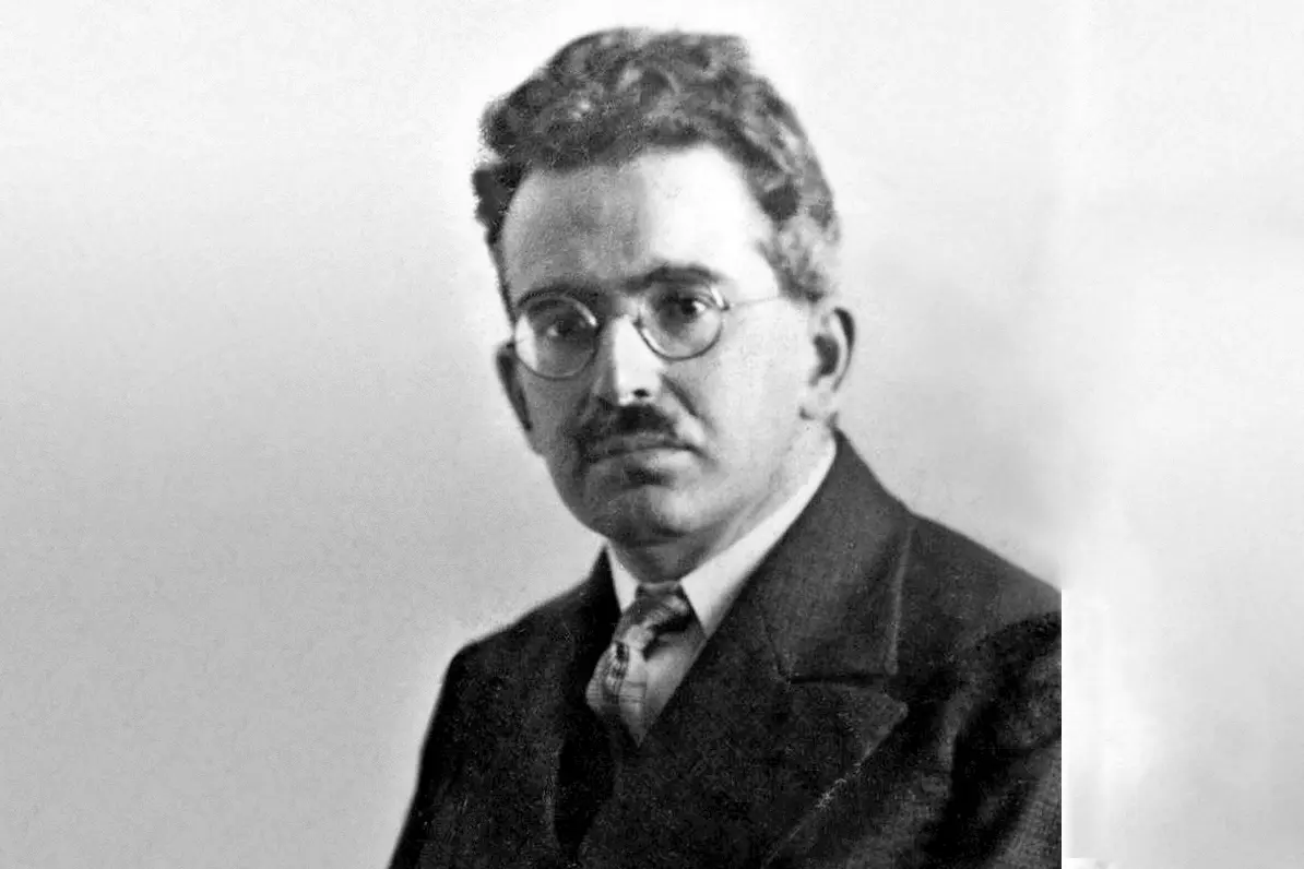 Walter_Benjamin_vers_1928 copy