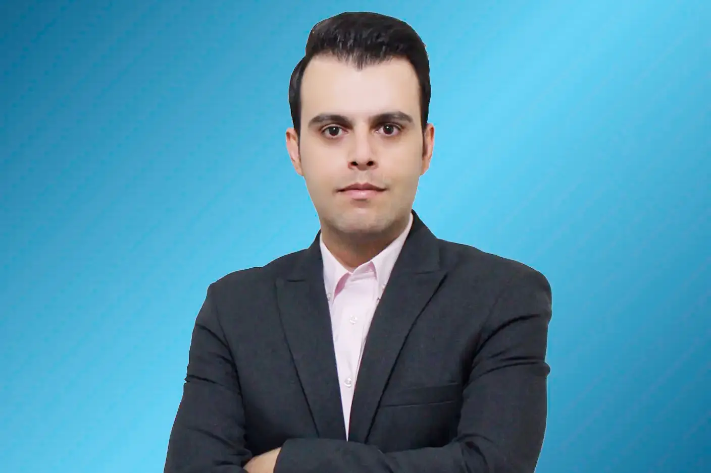 امیرحسین گلوانی، کارشناس اقتصادی