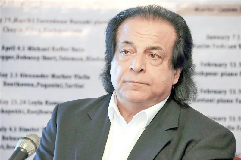 علی رهبری رهبر ارکستر copy