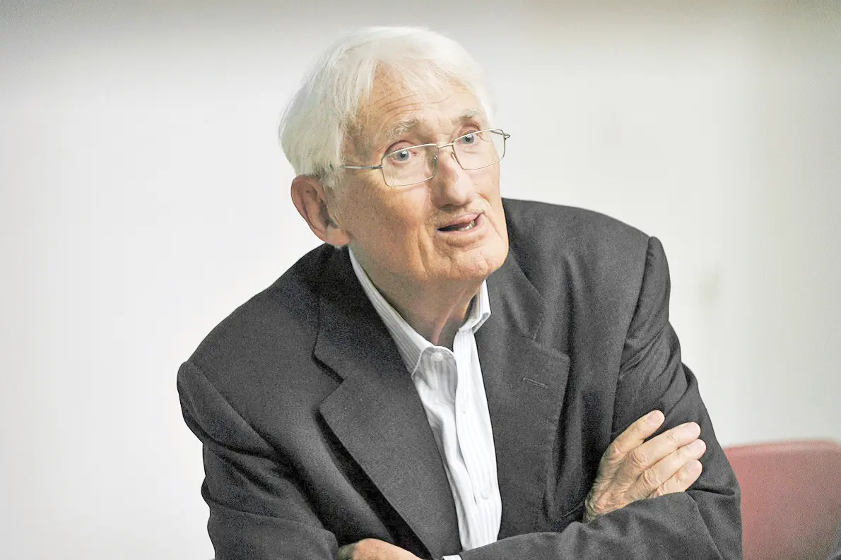 Jurgen-Habermas-ARCHIVE