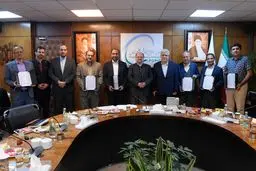 انعقاد ۲ قرارداد با دانشگاه‌های تهران و صنعتی شریف/ رونمایی از ۷ پروژه فناورانه‌ای که از سوی صندوق سرمایه‌گذاری خطرپذیر خلیج‌فارس تأمین مالی می‌شوند/ سرمایه‌گذاری هلدینگ خلیج‌فارس در آزمایشگاه هوش مصنوعی صنعت نفت، گاز و پتروشیمی