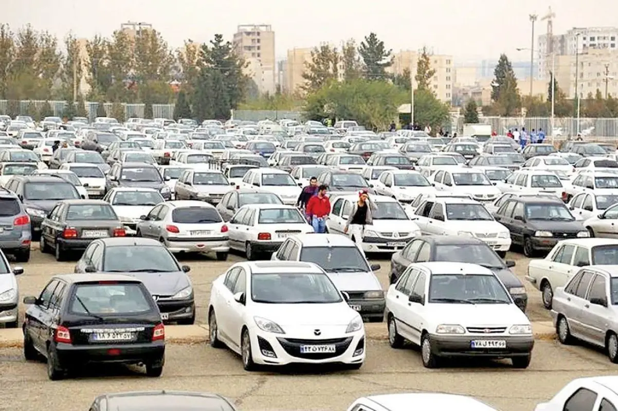 آخرین قیمت خودرو در بازار تهران ؛ امروز جمعه ۹ خرداد ۱۴۰۴