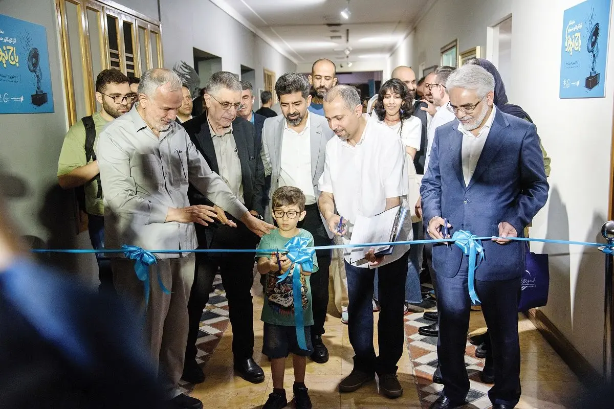 دولت در کانون انباشت باجنیوزها / در اولین جشنواره کاریکاتور باجنیوزها چه گذشت؟