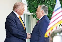 راست‌گرایی برادرانه/چرا آمریکا مجارستان را به مدت یک سال از تحریم‌های انرژی علیه روسیه معاف کرد؟