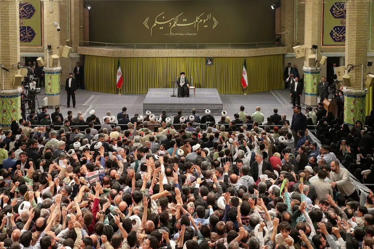 رهبری: هرکس به ایران علاقه‌مند است در انتخابات مشارکت کند