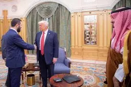 ویدئویی از دیدار ترامپ با جانشین بشار اسد 
