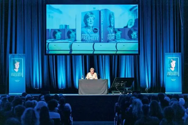 نوستالژی صدراعظم/آنگلا مرکل چهار سال پس از کناره‌گیری از قدرت چه می‌کند و مردم آلمان درباره او چگونه می‌اندیشند؟