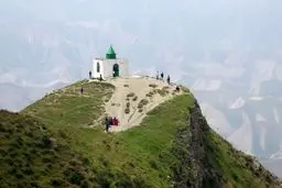 برخاستن به کشتن خود 
