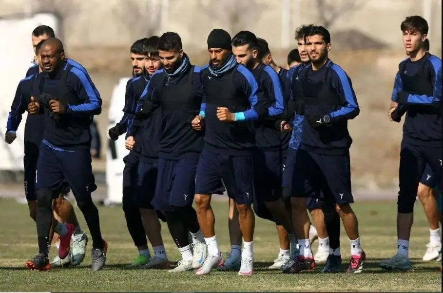 اولین خرید تابستانی استقلال مشخص شد