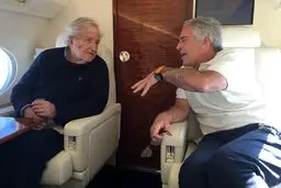 اپستین دانشمند/ نگاهی به ابعاد دیگر زندگی جفری اپیستن به بهانه انتشار عکس‌های جدید او با افرادی چون نوآم چامسکی