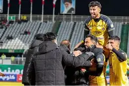 برد ششم سپاهان با گل رضاوند برابر آلومینیوم
