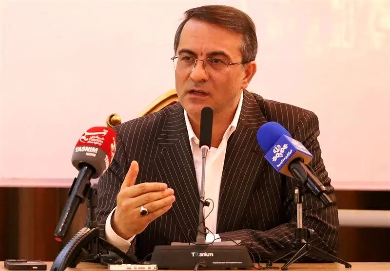 برکناری یک مدیر دولتی به دلیل قصور در خدمترسانی