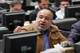 فوران خشم نماینده مجلس: ابتذال در رویدادهای ورزشی زیر لوای جمهوری اسلامی!