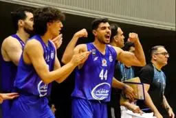 چهارمین برد پیاپی استقلال در لیگ برتر بسکتبال / صدرنشینی آبی‌ها ادامه دارد