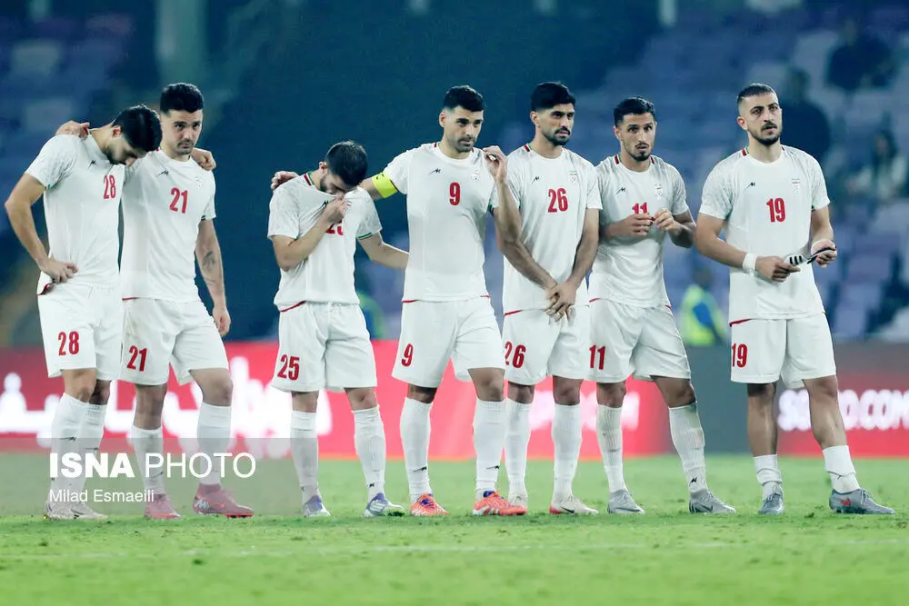 تکرار کودتا علیه سرمربی؟تیم ملی ایران مقابل ازبکستان در شرایطی شکست خورد که بازیکن‏‌ها از پنالتی‌‏زدن امتناع کردند