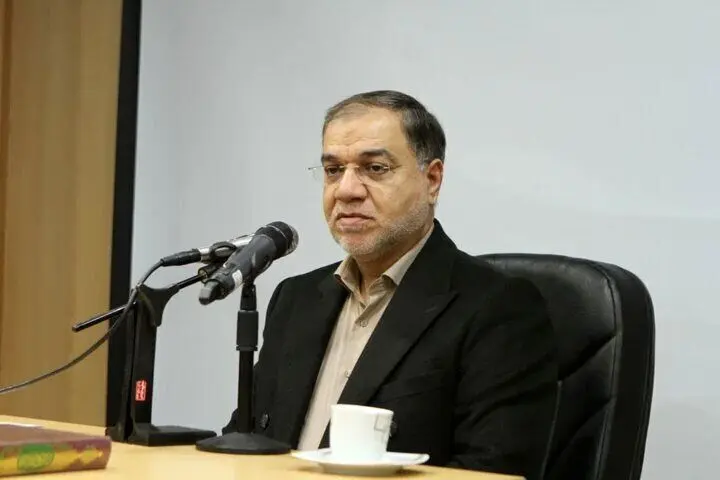 عضو دفتر حفظ و نشر آثار رهبری: گاهی امکانات و موانع، اجازه اجرای یک تصمیم الهی را نمیدهند