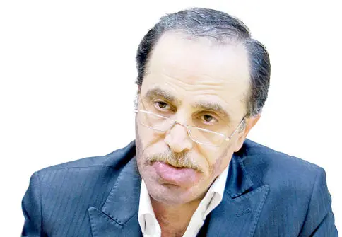 کامبیز نوروزی: سربازان، سربازان سرزمین هستند نه سربازان حکومت