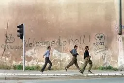 گردشگـران مرگ/گروهی از شهروندان اروپایی در دهه ۱۹۹۰ میلادی به بوسنی سفر می‌‏کردند تا به عنوان یک تفریح و در ازای پرداخت مقادیر زیادی پول بتوانند به غیرنظامیان گرفتار در محاصره شلیک کنند