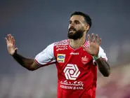 تراکتور برای خرید کاپیتان محبوب پرسپولیسی‌ها دست به کار شد 