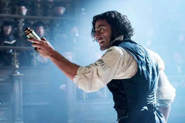 کالبدشکافی یک هیـولا / راز بقای ۲۰۰ ساله فرانکنشتاین و رستاخیز آن به‏‌دست گیلرمو دل تورو