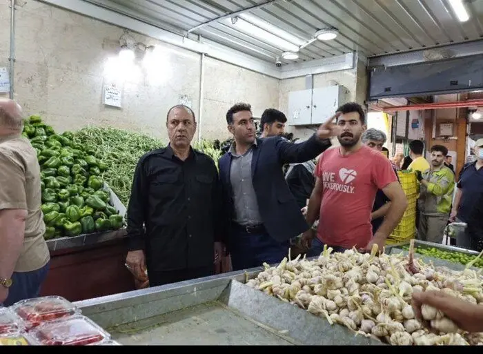 فرماندار تهران: ذخایر کافی اقلام اساسی در فروشگاههای پایتخت