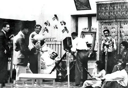 اولین فیلمساز ایرانی که دیر ‏رسید/درباره ابراهیم مرادی مخترع، کارگردان و نویسنده سینمای ایران