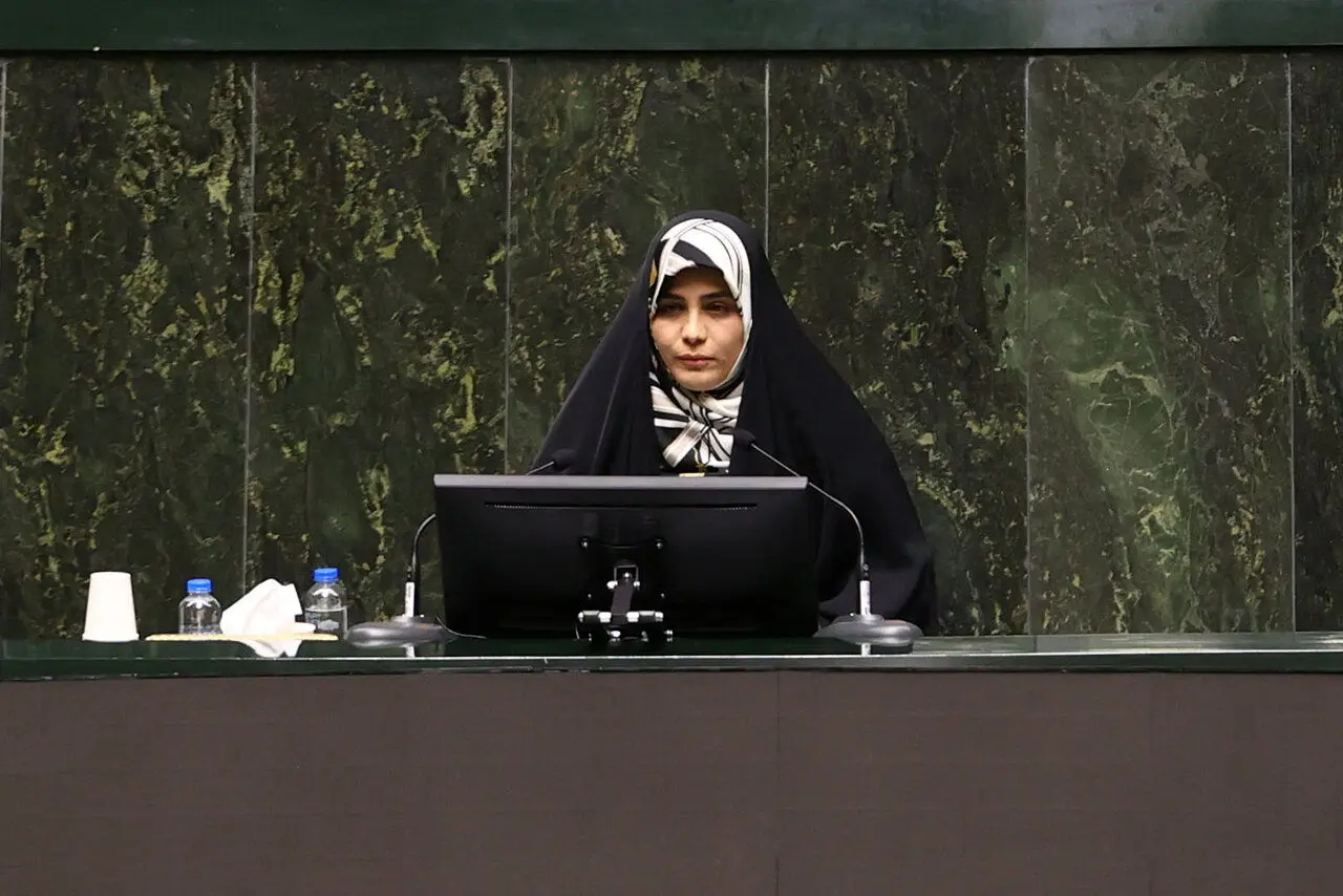نماینده مجلس: سفره‌ مردم هر روز کوچکتر از دیروز می‌شود