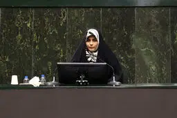 نماینده مجلس: سفره مردم هر روز کوچکتر از دیروز میشود