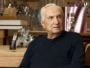 فراتر از معمار