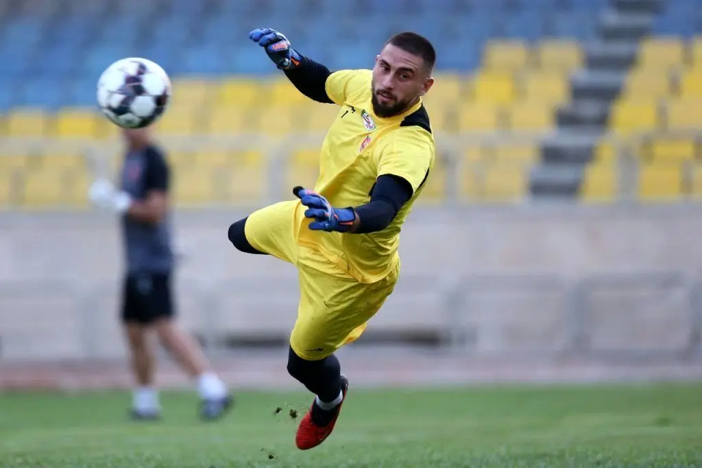 دروازهبان ملیپوش به اردوی پرسپولیس اضافه شد