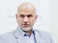 فرشاد مومنی: موتور پمپاژ فقر سه‌شیفته کار می‌کند