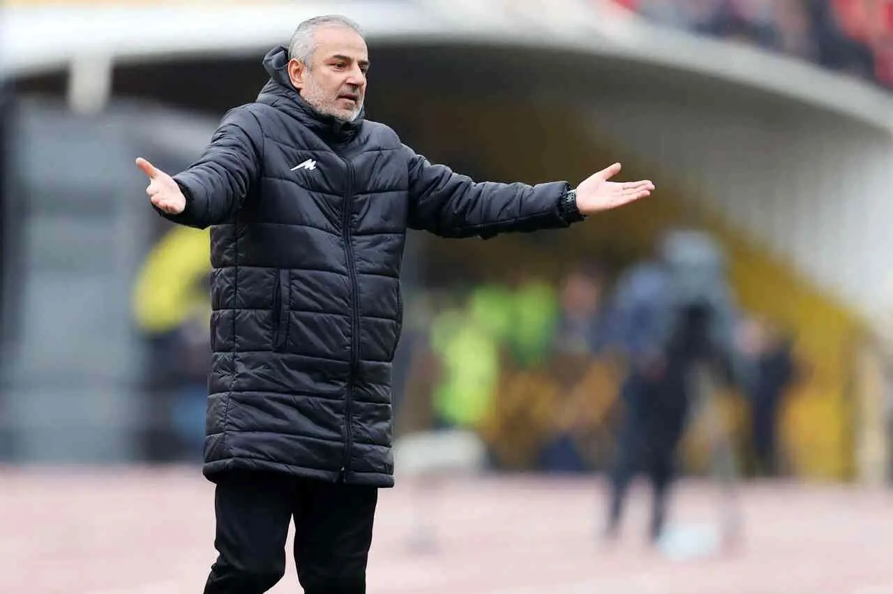 واکنش باشگاه پرسپولیس به لیست خروج کارتال