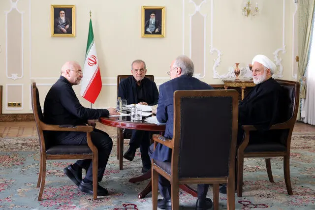 نشست مشترک سران سه قوه به میزبانی رئیسجمهور برگزار شد