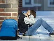 دلایل و زمینه‌های خودکشی دانش‌آموزان