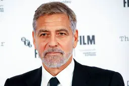 کلونی شهروند فرانسه شد