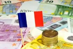 فرانسه در آستانه سقوط سیاسی و مالی