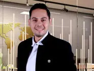 علی رحمانی کارشناس بازار سرمایه: سرنوشت خودرو در بورس