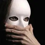 وقتی سکوت زنان بلندتر از فریاد است