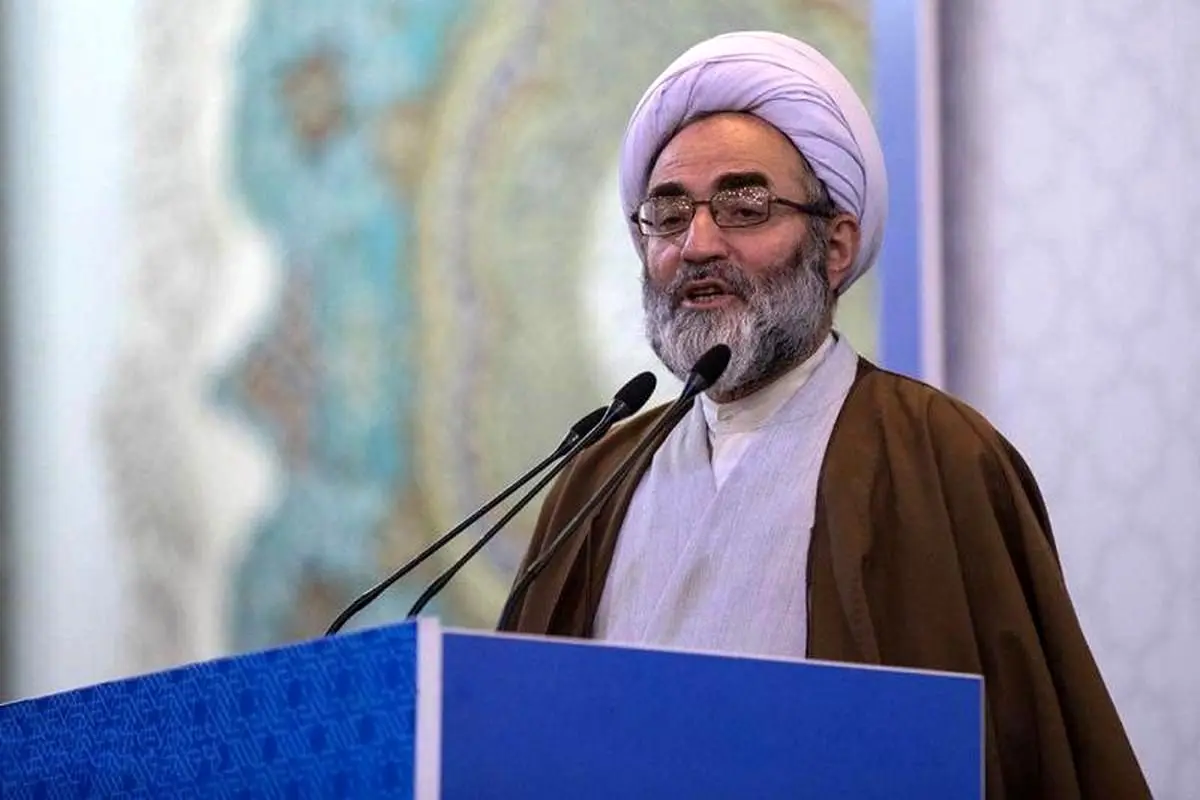 امام جمعه رشت: ترامپ در مقابل عظمت ما عاجز است