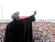 شاعری در دنیای سیاست/نگاهی به کتاب در معیت پرزیدنت نوشته عبدالجواد موسوی