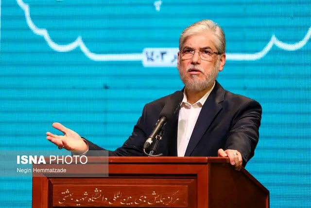 آدم وقتی وزیر می‌شود/درباره ایده‌ای عجیب از وزیر علوم