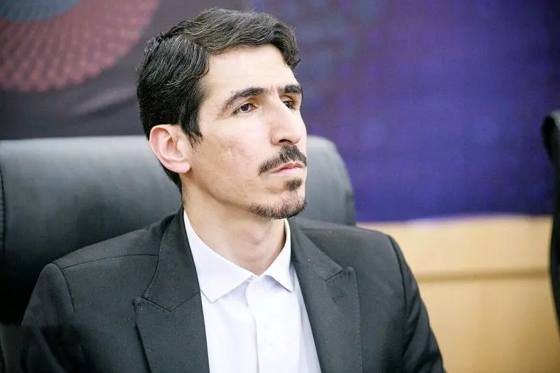 حمله نماینده اصولگرا به شمخانی: متهم به ثروت اندوزی از راه کاسبی تحریم هستید