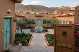 رونق بوم‌گردی و چالش‌های امنیتی اقامتگاه‌های محلی در ایران