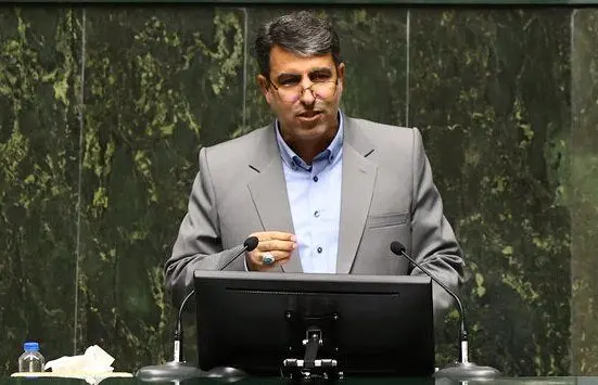 نماینده مجلس: بحران اقتصادی، داستان روزمره میلیون‌ها ایرانی است