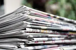 آنها با موضع رهبری هم مخالف هستند