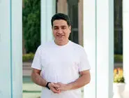 فریب یا فرصت؟کنسرت همایون شجریان در میدان آزادی دستمایه اختلاف‏‌نظرهای گسترده شده است